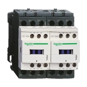 Реверсивный контактор Schneider Electric TeSys LC2D 4P 200А 400/230В AC (ШНАЙДЕР) Реверсивный контактор Schneider Electric TeSys LC2D 4P 200А 400/230В AC (ШНАЙДЕР)