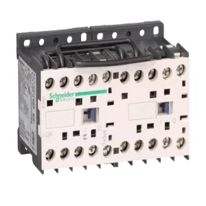 Реверсивный контактор Schneider Electric TeSys LC2K 3P 6А 400/42В AC 2.2кВт (ШНАЙДЕР) Реверсивный контактор Schneider Electric TeSys LC2K 3P 6А 400/42В AC 2.2кВт (ШНАЙДЕР)