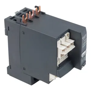 Реверсивный блок Schneider Electric Tesys U 32А (ШНАЙДЕР) Реверсивный блок Schneider Electric Tesys U 32А (ШНАЙДЕР)