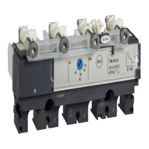 4П4T TM125G РАСЦЕП.ДЛЯ NSX100-250 (ШНАЙДЕР) 4П4T TM125G РАСЦЕП.ДЛЯ NSX100-250 (ШНАЙДЕР)
