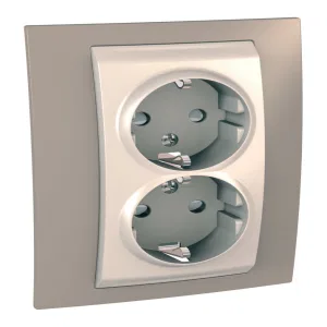 Розетка двухместная Schneider Electric UNICA, скрытый монтаж, с заземлением, со шторками, бежевый/коричневый (ШНАЙДЕР) Розетка двухместная Schneider Electric UNICA, скрытый монтаж, с заземлением, со шторками, бежевый/коричневый (ШНАЙДЕР)