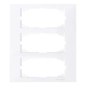 Schneider Electric MTN4030-3625 - рамка 3-постовая бриллиантовый белый (ШНАЙДЕР) Schneider Electric MTN4030-3625 - рамка 3-постовая бриллиантовый белый (ШНАЙДЕР)