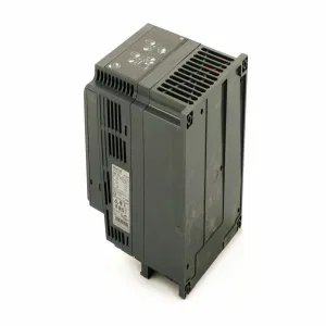 Schneider Electric ATV320U22N4C — преобразователь частоты 2,2 кВт, 500 В, IP20 (ШНАЙДЕР) Schneider Electric ATV320U22N4C — преобразователь частоты 2,2 кВт, 500 В, IP20 (ШНАЙДЕР)
