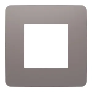 Рамка 1-постовая Schneider Electric UNICA STUDIO Color NU280216 (шоколад) (ШНАЙДЕР) Рамка 1-постовая Schneider Electric UNICA STUDIO Color NU280216 (шоколад) (ШНАЙДЕР)